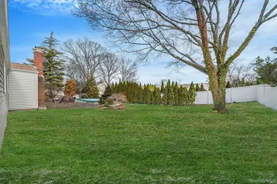 3 Biscayne Avenue, Farmingville, NY 11738 - Photo 38