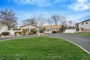 3 Biscayne Ave, Farmingville, NY 11738 - Photo 2