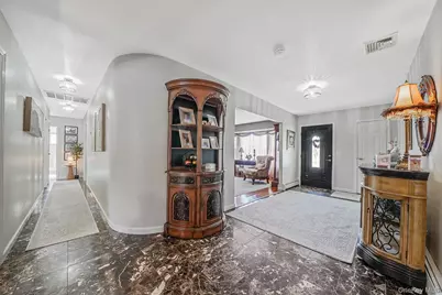 3 Biscayne Avenue, Farmingville, NY 11738 - Photo 6