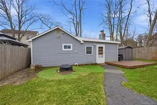 36 Edgewater Dr, Mastic Beach, NY 11951 - Photo 4
