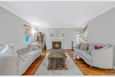 126 Wauwepex Trail, Ridge, NY 11961 - Photo 4