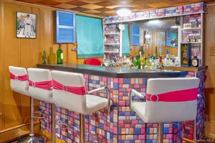 1662 Greenway Blvd, Valley Stream, NY 11580 - Photo 24