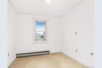 120 Seminary Avenue, Yonkers, NY 10704 - Photo 16