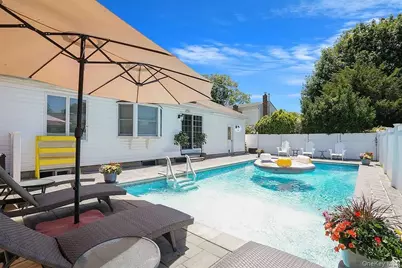 1458 Hummel Avenue, Holbrook, NY 11741 - Photo 26