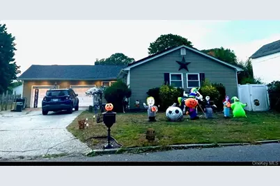 1458 Hummel Avenue, Holbrook, NY 11741 - Photo 1