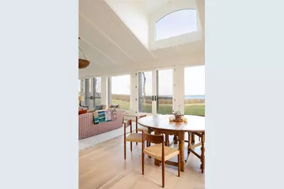 2840 Stars Road, East Marion, NY 11939 - Photo 2