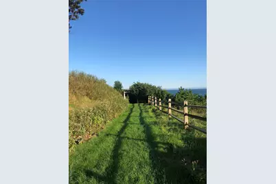 2840 Stars Road, East Marion, NY 11939 - Photo 30