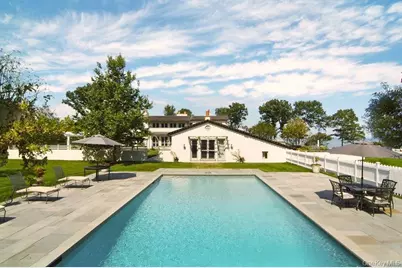 2840 Stars Road, East Marion, NY 11939 - Photo 18