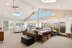 21 Shore Dr W, Copiague, NY 11726 - Photo 8