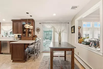 21 Shore Drive W, Copiague, NY 11726 - Photo 12