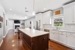 11 Jennifer Ln, Rye Brook, NY 10573 - Photo 4