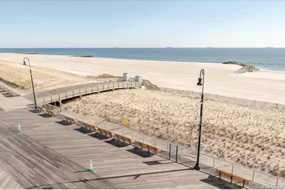 100 W Broadway #4F, Long Beach, NY 11561 - Photo 14