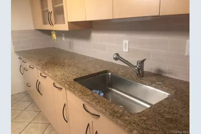 14 Bonnell Street, Middletown, NY 10940 - Photo 18