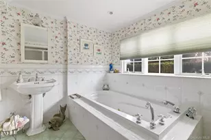 138 Washington St, Farmingdale, NY 11735 - Photo 22