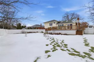 138 Washington St, Farmingdale, NY 11735 - Photo 30