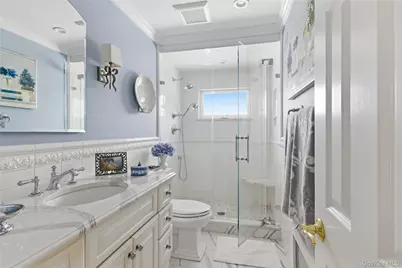 138 Washington Street, Farmingdale, NY 11735 - Photo 14