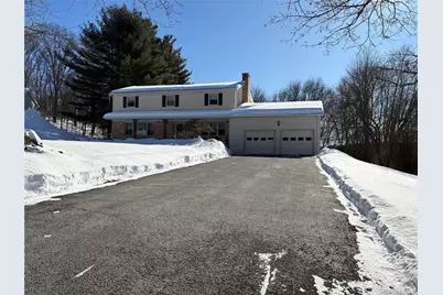 20 Hillview Drive, Poughkeepsie, NY 12603 - Photo 2