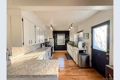 105 Baldwin Avenue, Point Lookout, NY 11569 - Photo 8