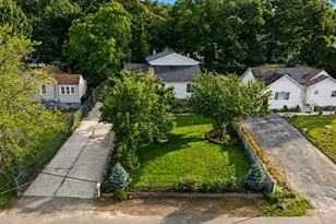 11 Jefferson Ave, Wyandanch, NY 11798 - Photo 24