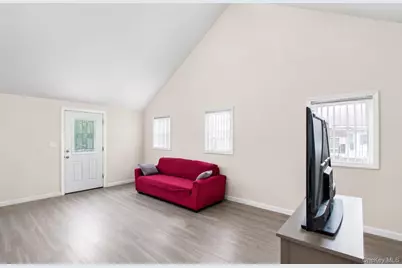 11 Jefferson Avenue, Wyandanch, NY 11798 - Photo 2