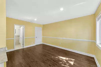 890 S Long Beach Avenue, Freeport, NY 11520 - Photo 32