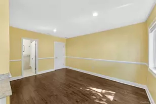 890 S Long Beach Ave, Freeport, NY 11520 - Photo 32