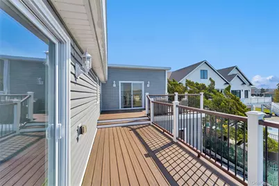 890 S Long Beach Avenue, Freeport, NY 11520 - Photo 14