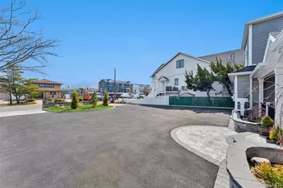 890 S Long Beach Avenue, Freeport, NY 11520 - Photo 34