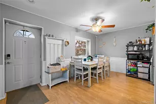 617 Lake Ct, Middle Island, NY 11953 - Photo 12