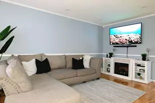 890 Clay St, Baldwin, NY 11510 - Photo 2