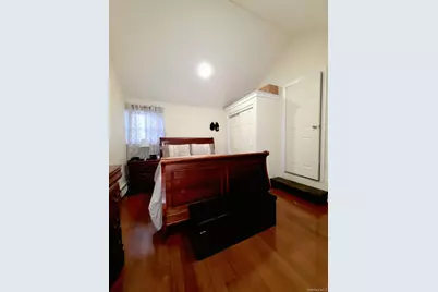 890 Clay Street, Baldwin, NY 11510 - Photo 6