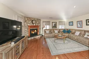 44 Corsa St, Dix Hills, NY 11746 - Photo 20