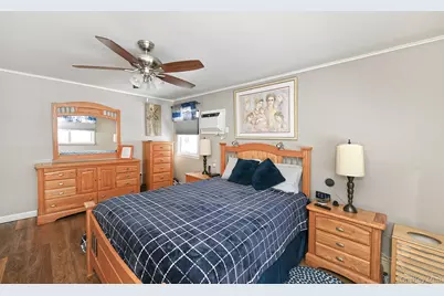 232 Old Farm Road, Levittown, NY 11756 - Photo 14