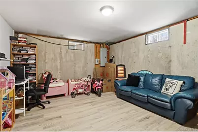 23 Hazelwood Road N, Wurtsboro, NY 12790 - Photo 18