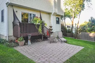 14 Hillcrest St, Huntington, NY 11743 - Photo 10