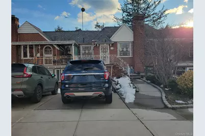 77-06 Kneeland Avenue, Elmhurst, NY 11373 - Photo 20