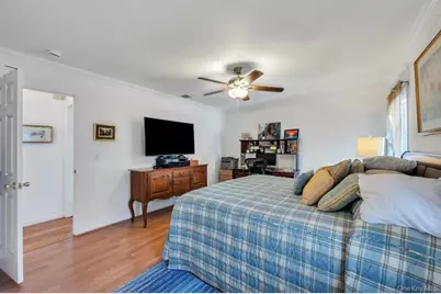 18 Hillcrest Street, Huntington, NY 11743 - Photo 12