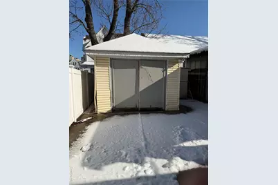 9021 189th Street, Hollis, NY 11423 - Photo 4