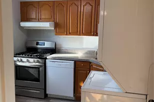 260-56 75th Ave, Glen Oaks, NY 11004 - Photo 6