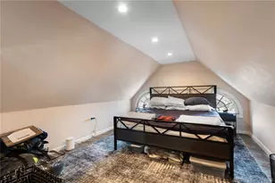 38 Forest Ave, Glen Cove, NY 11542 - Photo 10