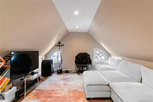 38 Forest Ave, Glen Cove, NY 11542 - Photo 12