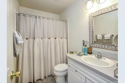 3 Ale Court, Centerport, NY 11721 - Photo 10