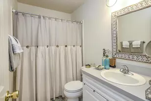 3 Ale Ct, Centerport, NY 11721 - Photo 10