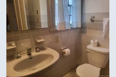 7 Hambletonian Avenue, Chester, NY 10918 - Photo 18