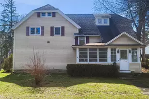 7 Hambletonian Ave, Chester, NY 10918 - Photo 2