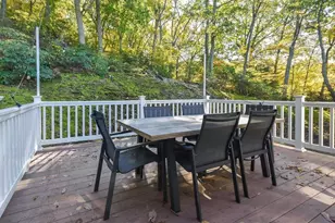 4 Ale Ct, Centerport, NY 11721 - Photo 18