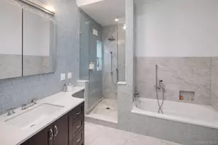 45-44 Browvale Ln, Little Neck, NY 11362 - Photo 14