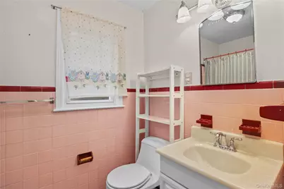 216 Poe Street, Hartsdale, NY 10530 - Photo 10