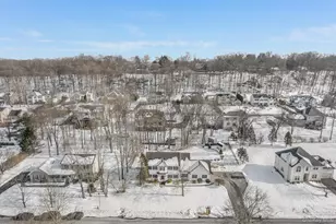 9 Trotter Ln, Poughkeepsie, NY 12603 - Photo 38