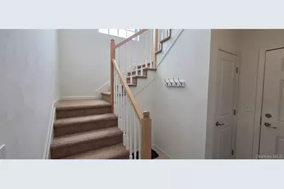 41 Greentree Court, Shirley, NY 11967 - Photo 4